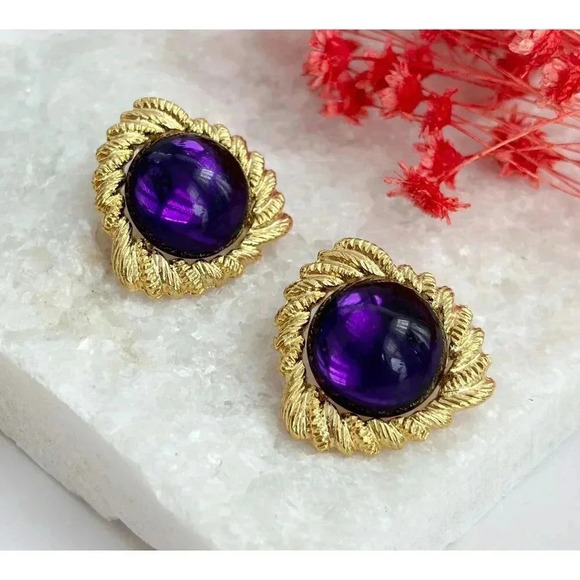 Vintage Gold Toned 80's Triangular Purple Crystal Ball Retro Stud Earrings - Picture 1 of 6